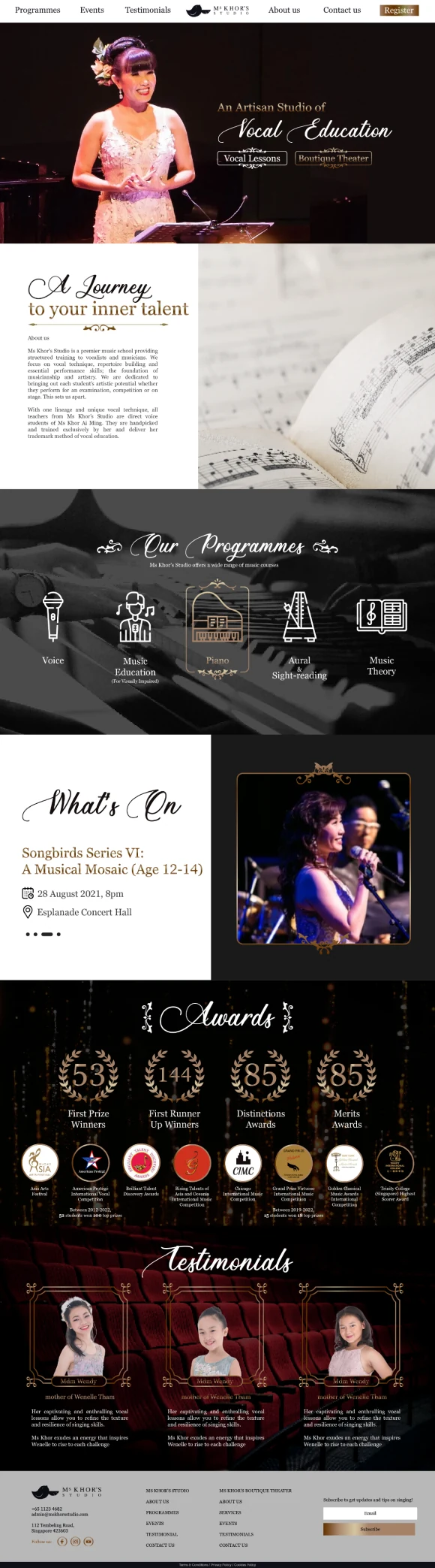 The vocal training homepage with a light background, gold headings and singer photography.